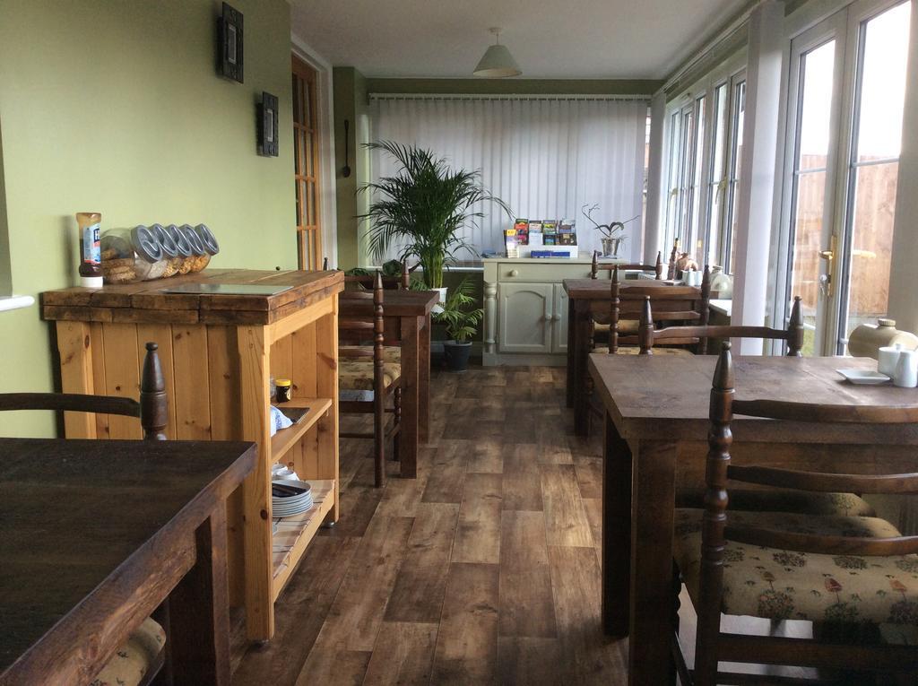 Acer Lodge Bed & Breakfast Mundford Ngoại thất bức ảnh